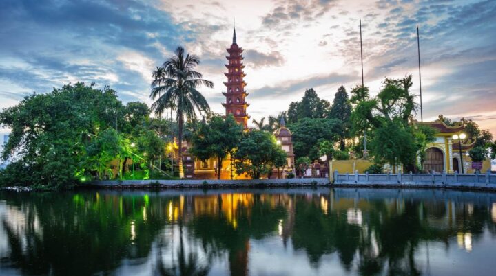6 must see and do things in Hanoi / Hanoi Travel Guide