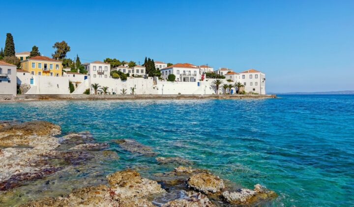Best travel time for the Spetses
