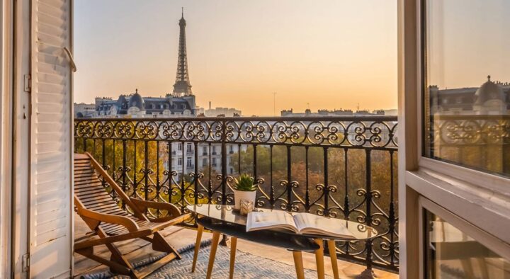 Hotels with Eiffel Tower View